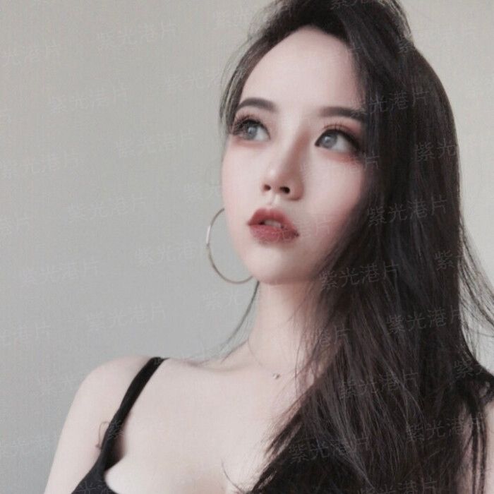 丰满狐狸精